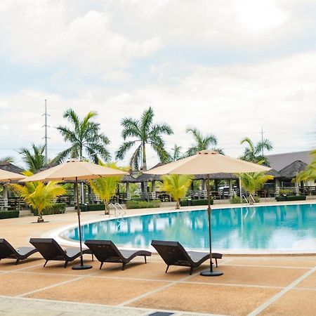 River Palm Hotel And Resort Powered By Cocotel Bugallon Экстерьер фото
